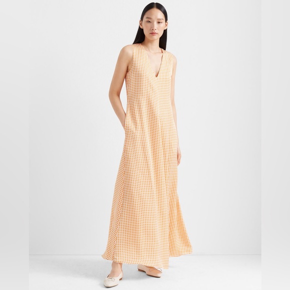 Club Monaco Dresses & Skirts - CLUB MONACO maxi dress